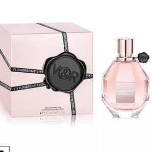 Viktor & RolfFlowerbomb Eau de Toilette Spray, 3.4 oz.